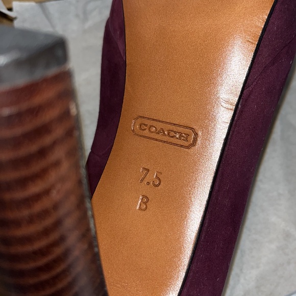 Coach Women’s Breana burgundy Suede Platform Peep Toe Pumps - Picture 8 of 8